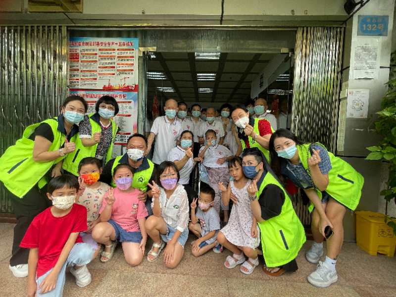 澳門傢俬建材裝修協會、澳門世邦傢俬建材城、澳門世寶網上商城  慶中秋·送關愛·訪愛暉護老院探訪愛暉護老院